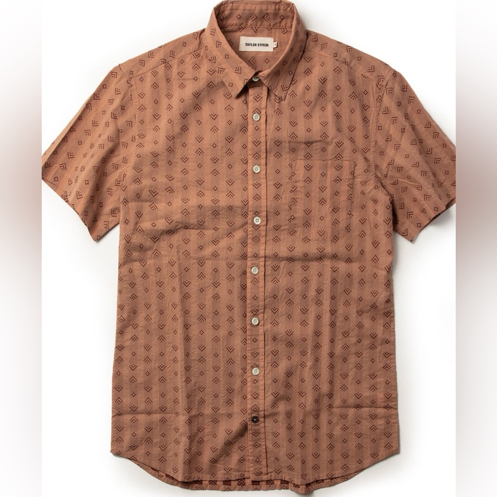 Taylor Stitch short sleeve California in arrowhead men’s 44 XL